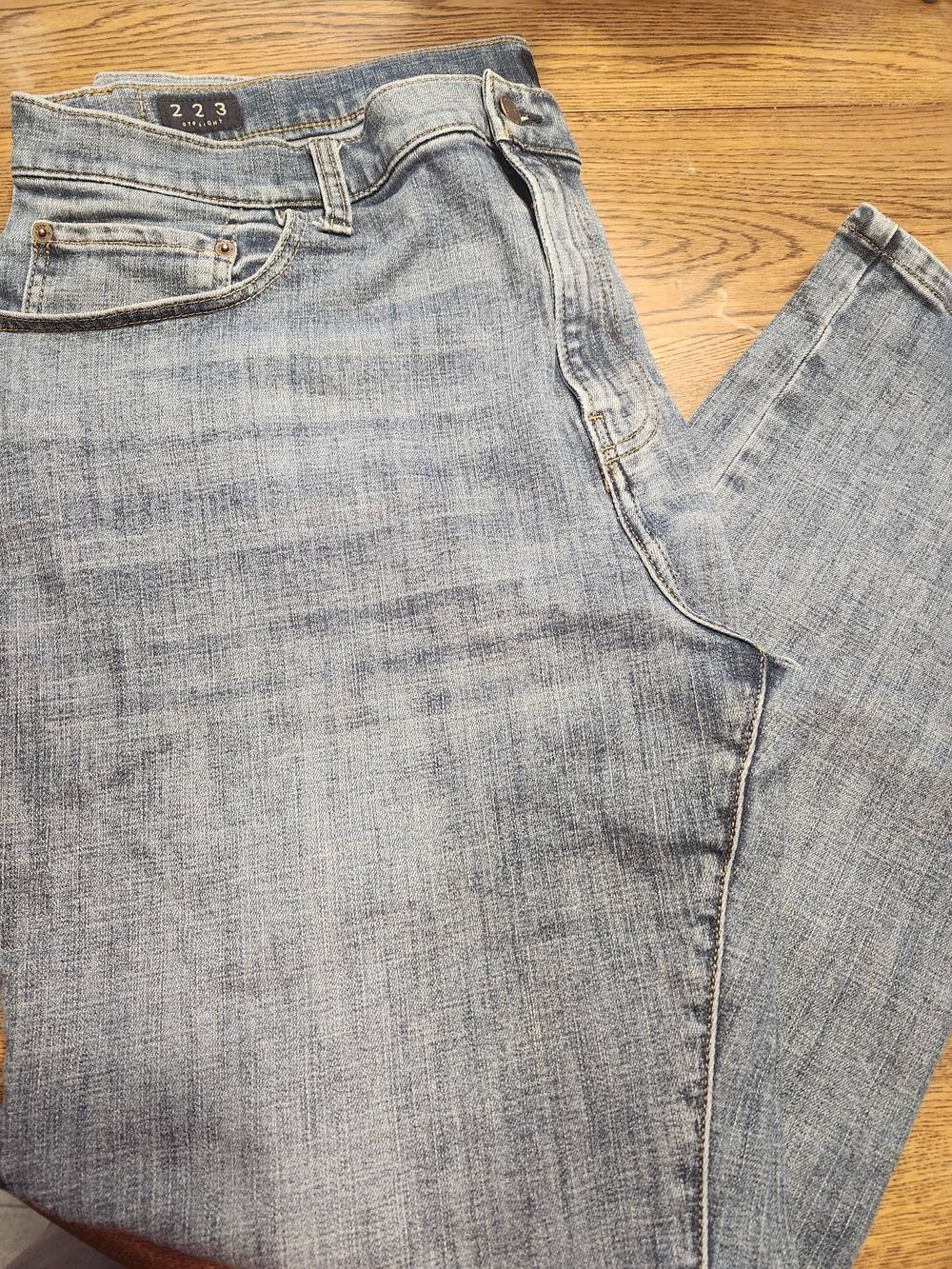 Lucky Brand Men's Jeans - 223 Straight